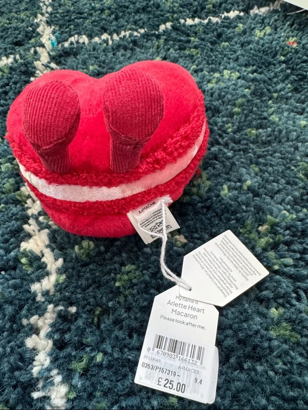 BNWT Jellycat Arlette Heart Macaron - Picture 9 of 9